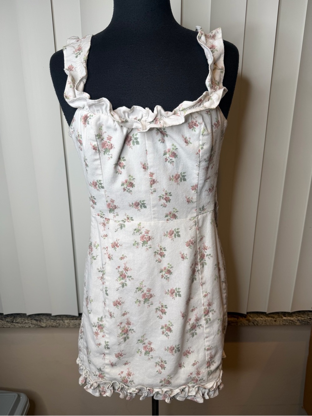 O. Vianca White Floral Ruffle Sundress with Pink & Green Bouquet Print SZ Small